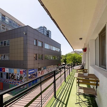 Downtown Victoria Studios By Citybookings บูคาเรสต์ ภายนอก รูปภาพ